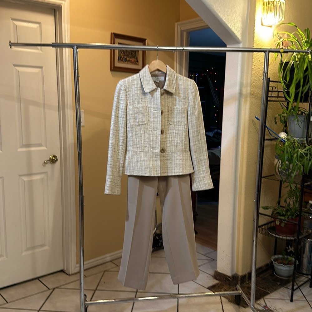 Size 4 Tahari Suit - Beige